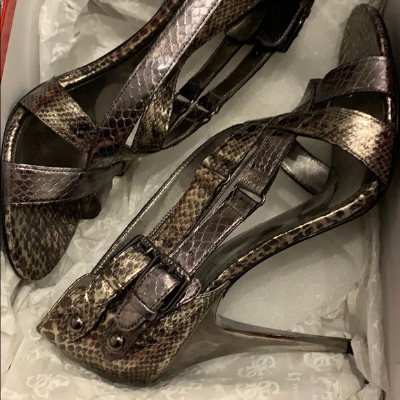 Pewter and Gold Double Buckle Guess Heels - Picture 5 of 9